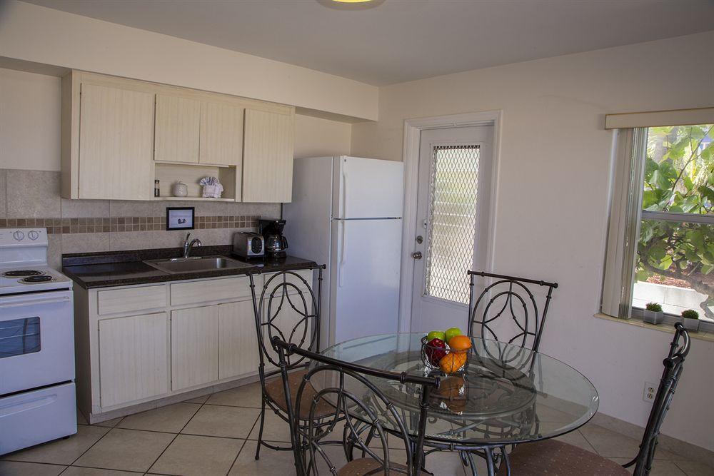 Captains Quarters Lauderdale-by-the-Sea Bagian luar foto